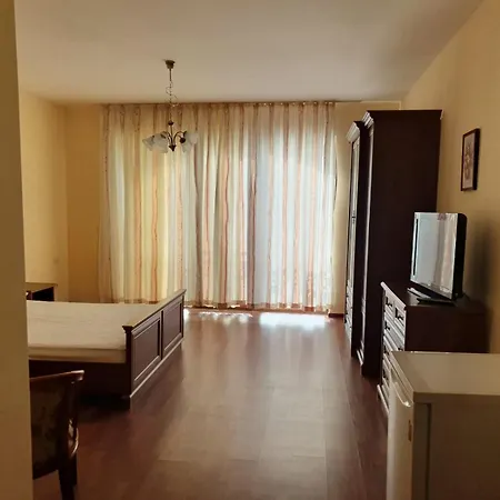 Hotel Port Palace