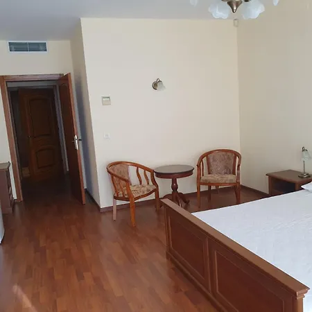 Port Palace Hotel St Constantin et Helena