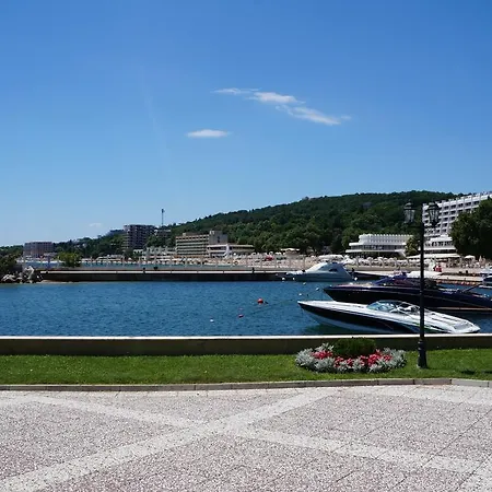 Hotel Port Palace Saints Constantine and Helena