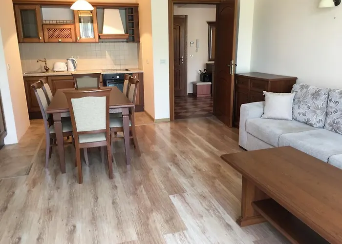 Port Palace * St Constantin et Helena