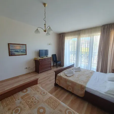 Port Palace Apartamento *