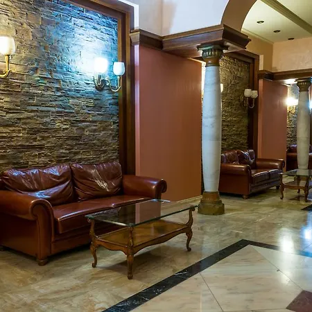 Hotel Port Palace *